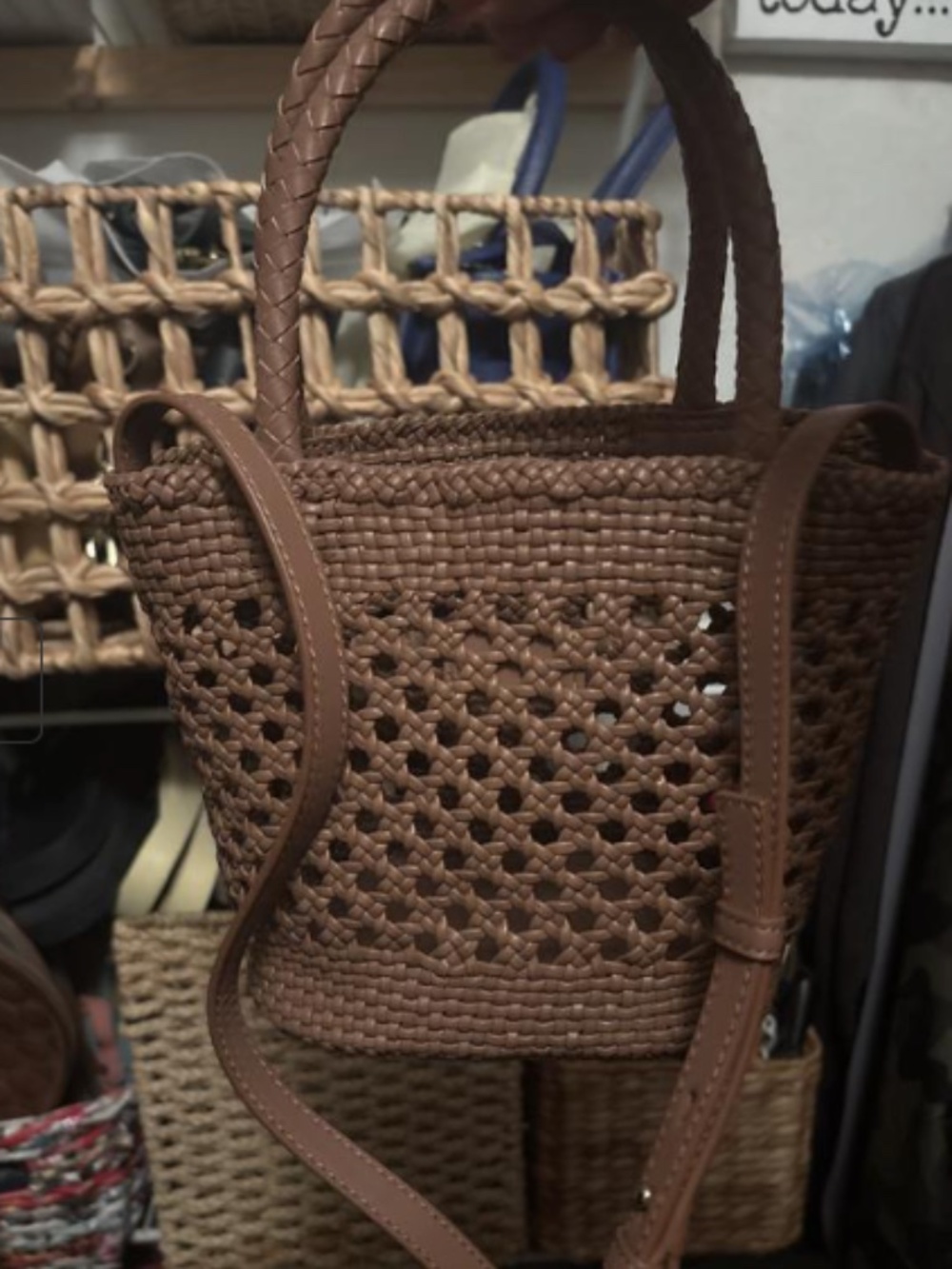 🆕 LOFT Crochet Crossbody - Picture 3 of 13